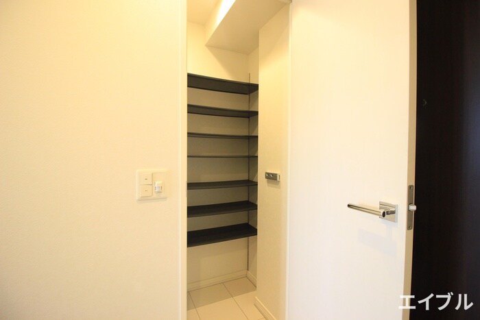 物件内観写真16　(靴箱)