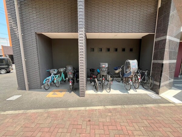 駐輪場