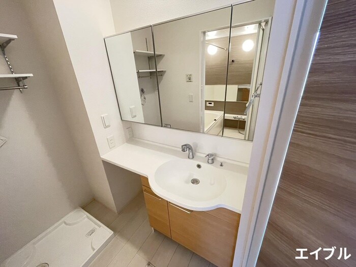 物件内観写真9　(洗面)