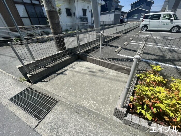 物件外観写真5　(建物設備)