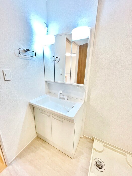 物件内観写真8　(洗面)