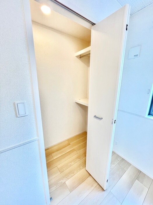 物件内観写真10　(収納)