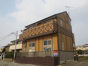 ア－デンハイム麻衣外観写真