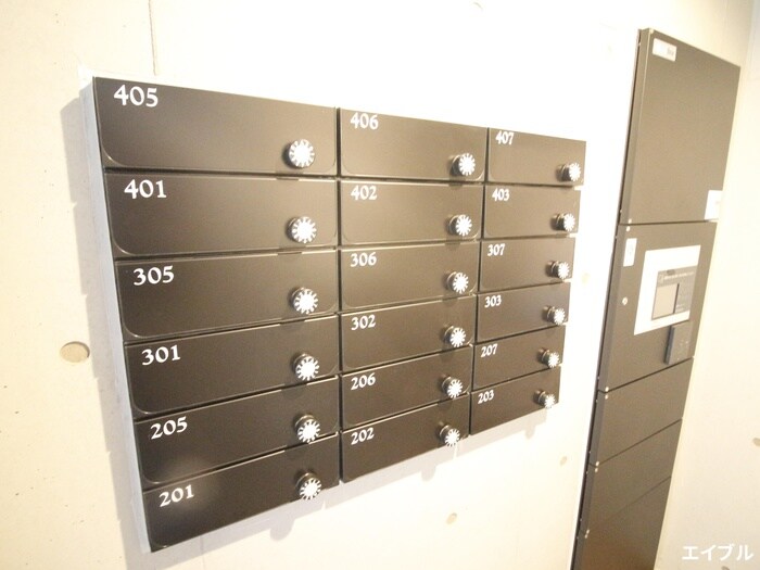 物件外観写真4　(建物設備)