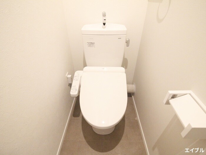 物件内観写真11　(トイレ)