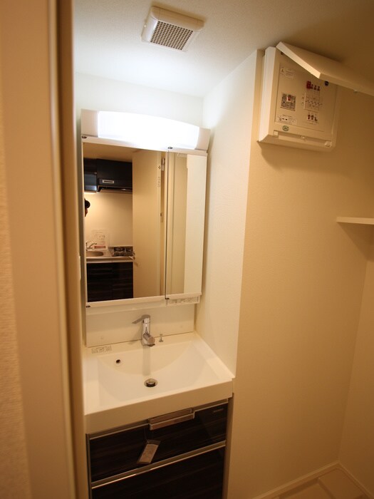 物件内観写真13　(洗面)