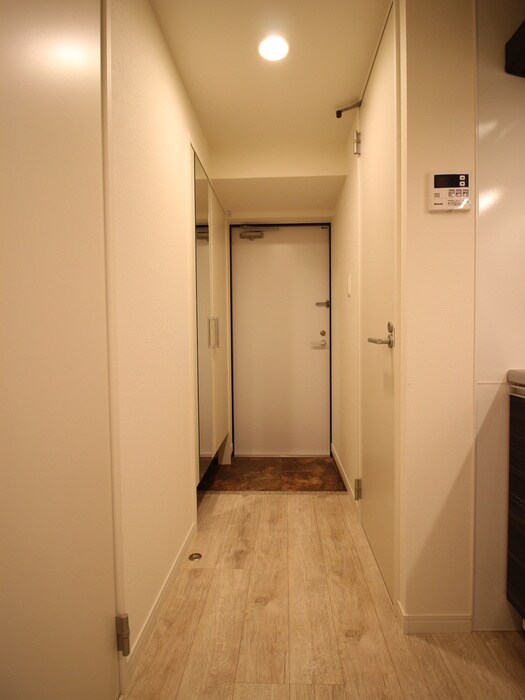 物件内観写真17　(廊下)