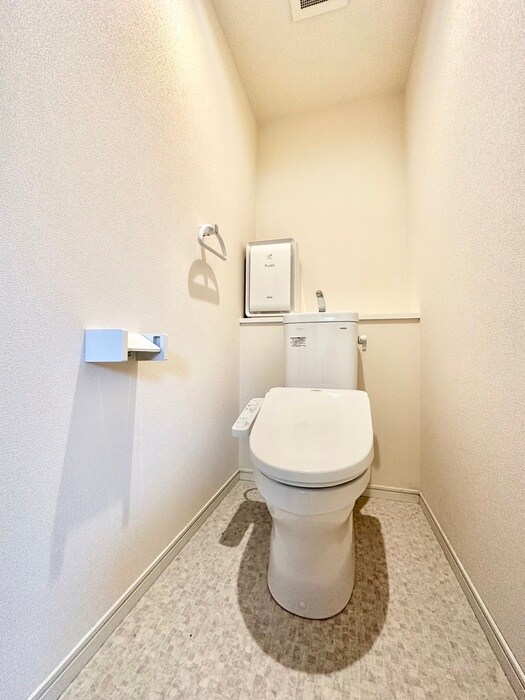 物件内観写真8　(トイレ)
