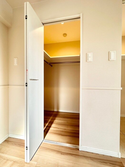 物件内観写真10　(収納)