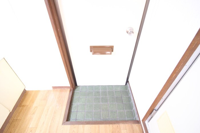 物件内観写真15　(靴箱)