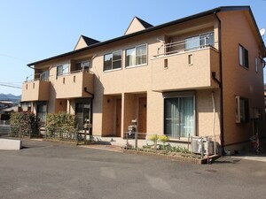 リバーフラット徳吉　Ａ棟外観写真