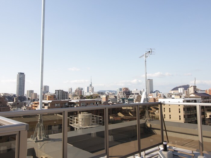 物件内観写真22　(室内からの展望)