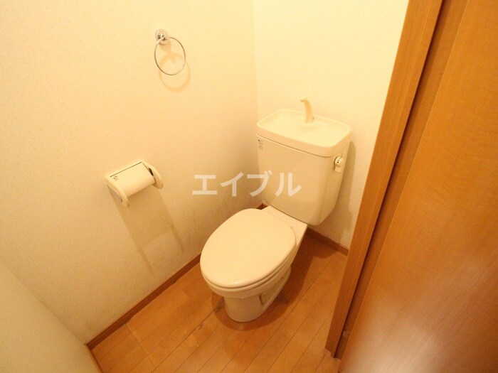 物件内観写真10　(トイレ)