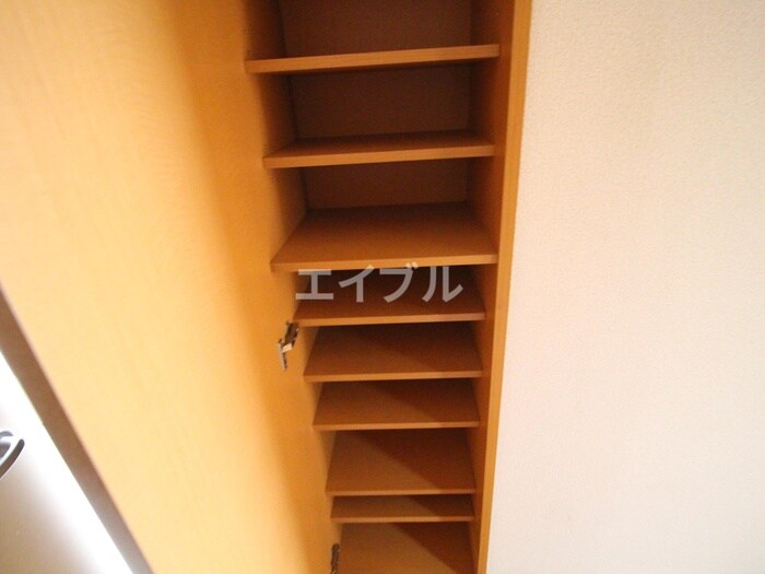 物件内観写真17　(靴箱)
