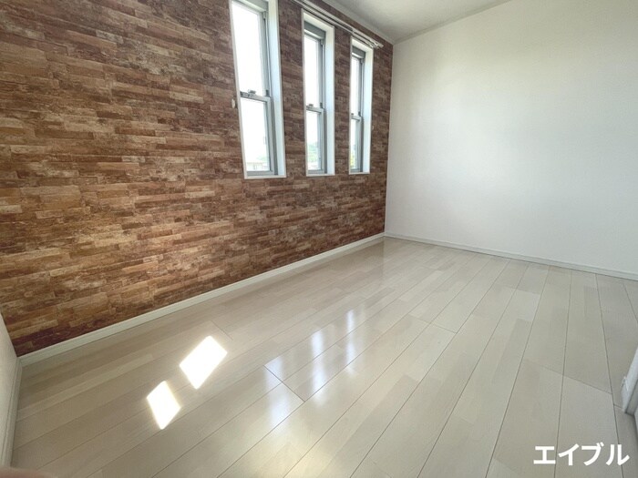 物件内観写真8　(居室)