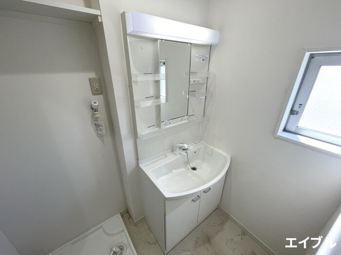 物件内観写真13　(洗面)