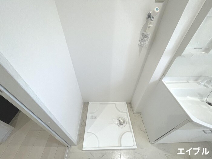 物件内観写真14　(洗濯機置場)