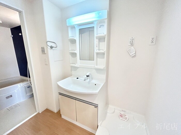 物件内観写真12　(洗面)