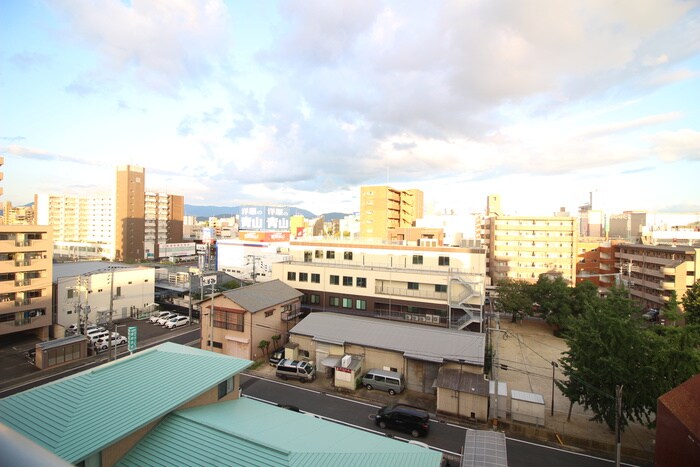 物件内観写真22　(室内からの展望)