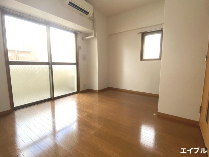 物件内観写真10　(居室)