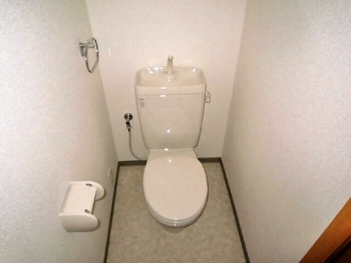 物件内観写真12　(トイレ)