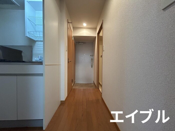 物件内観写真16　(廊下)