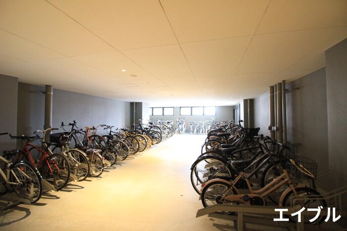 物件外観写真6　(駐輪場)