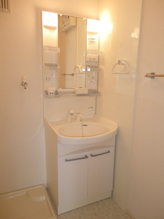 物件内観写真7　(洗面)