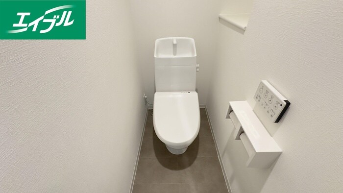 物件内観写真11　(トイレ)