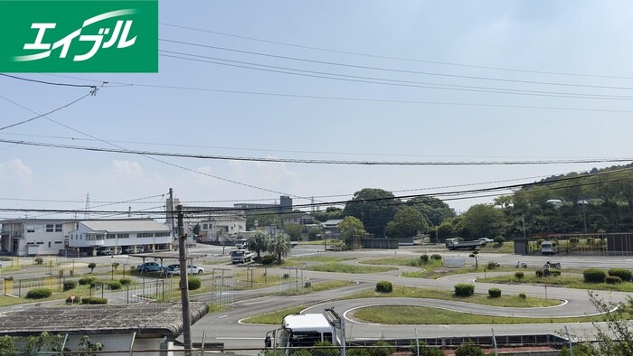 物件内観写真22　(室内からの展望)