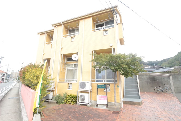 物件外観写真1　(外観写真)