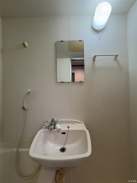 物件内観写真13　(洗面)