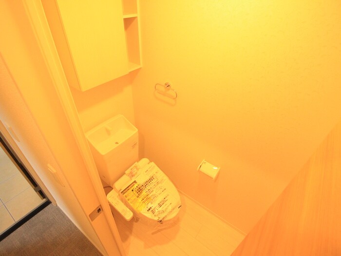 物件内観写真11　(トイレ)