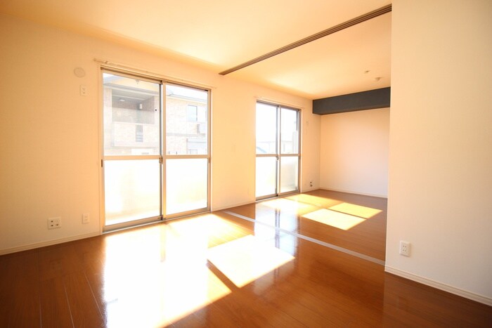 物件内観写真8　(居室)