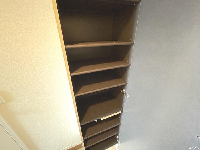 物件内観写真13　(靴箱)