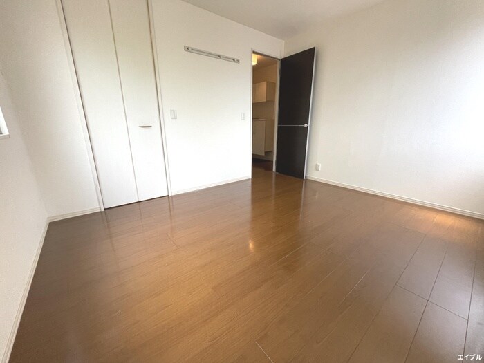 物件内観写真18　(居室)