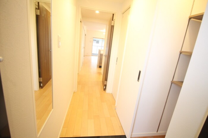 物件内観写真7　(廊下)