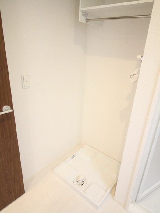 物件内観写真21　(洗濯機置場)