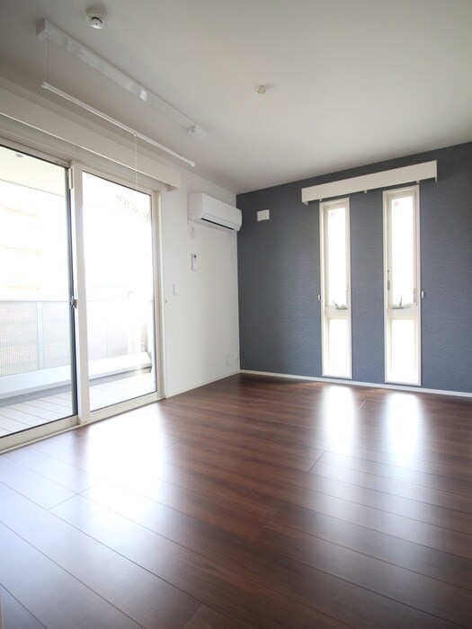 物件内観写真22　(居室)