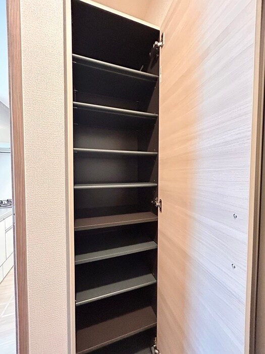 物件内観写真16　(靴箱)