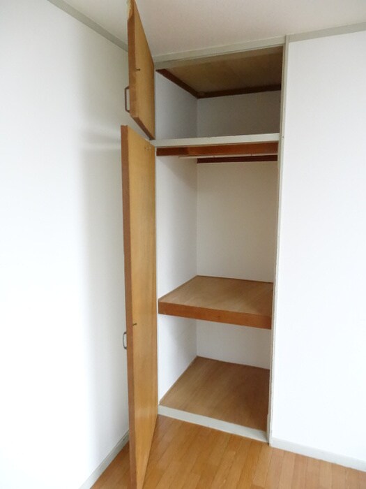 物件内観写真8　(収納)