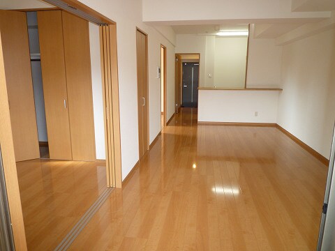 物件内観写真8　(居室)