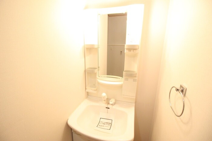 物件内観写真10　(洗面)