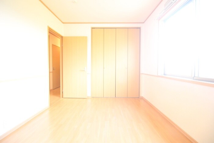 物件内観写真9　(居室)