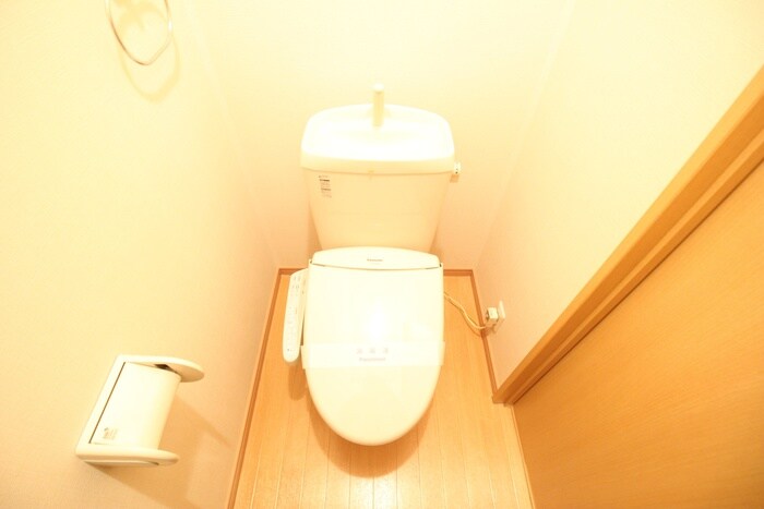 物件内観写真13　(トイレ)