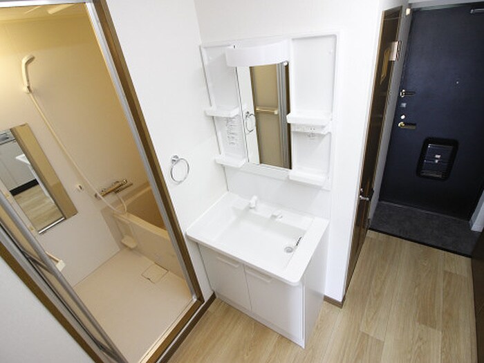 物件内観写真11　(洗面)