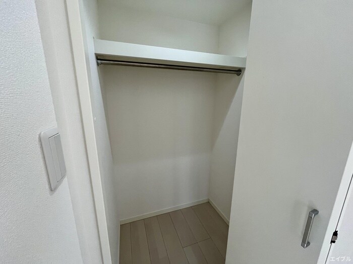 物件内観写真15　(収納)