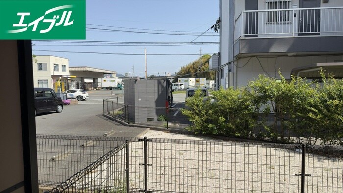 物件内観写真22　(室内からの展望)