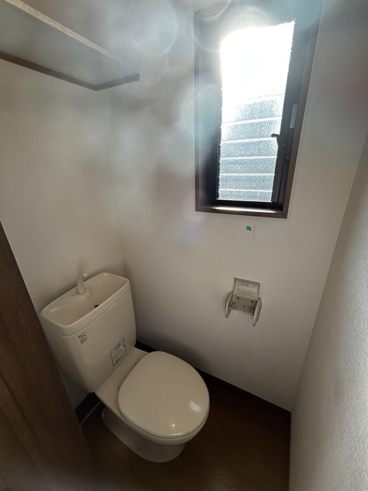 物件内観写真12　(トイレ)