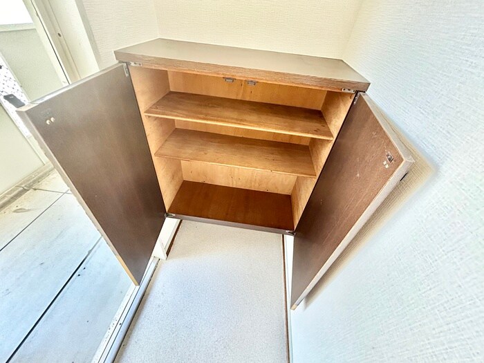 物件内観写真18　(靴箱)